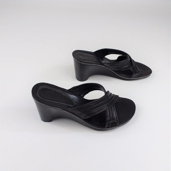 Easy Spirit Black Leather Wedge Sandals 7M - Picture 4 of 8